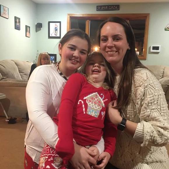 Meet your Posher, Liz - Picture 1 of 1